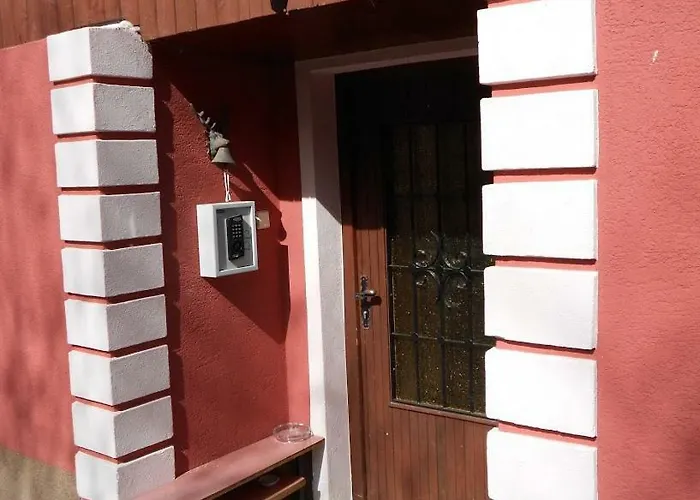 Nyaraló La Vecchia Mesnerhaus