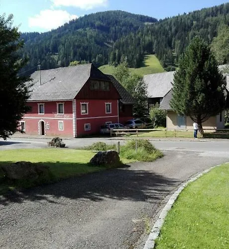 Semesterbostad La Vecchia Mesnerhaus